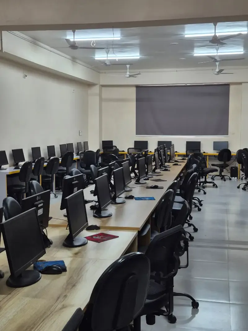 Students coding at KN University
